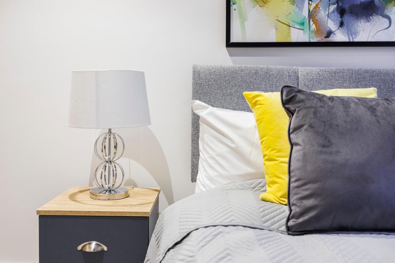 Luxury Spacious 2 Bed Apartment, London - Sk Εξωτερικό φωτογραφία